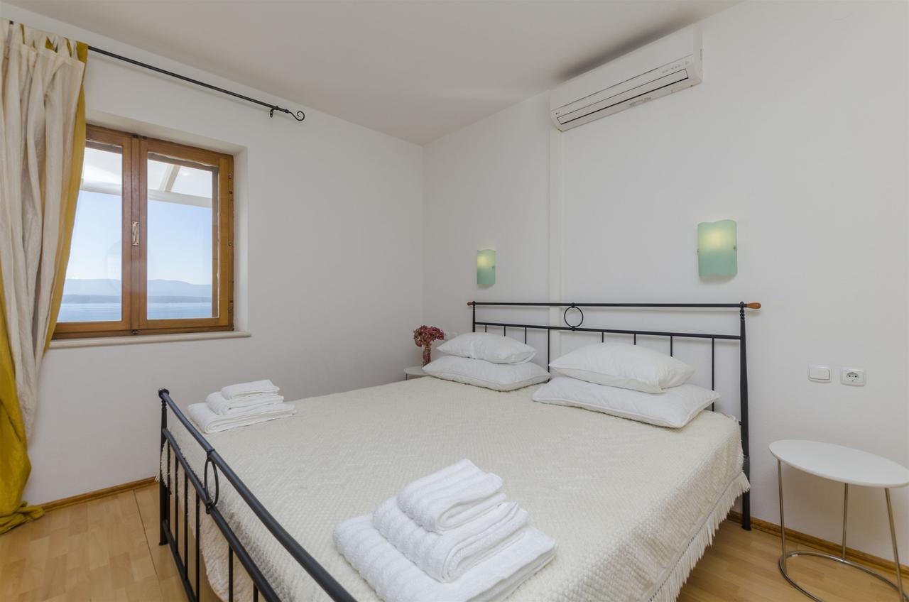 Apartments And Rooms Lea Bol Ngoại thất bức ảnh
