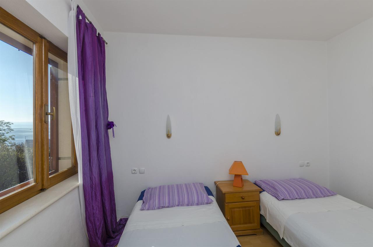 Apartments And Rooms Lea Bol Ngoại thất bức ảnh